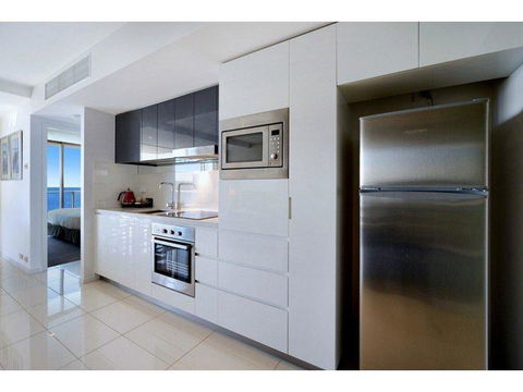 H Star Residences-- Paradise Stayz - Accommodation Georgetown 10