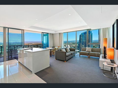 H Star Residences-- Paradise Stayz - Accommodation Georgetown 2
