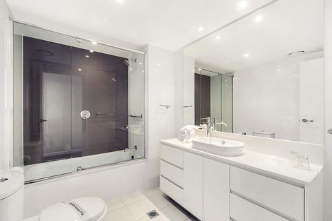 H Star Residences-- Paradise Stayz - Accommodation Georgetown 0