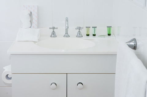 Kondari Hotel - Accommodation Georgetown 18