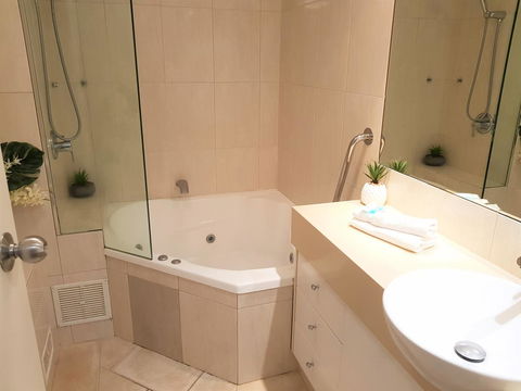 Gemini Court Holiday Apartments - Accommodation Georgetown 41