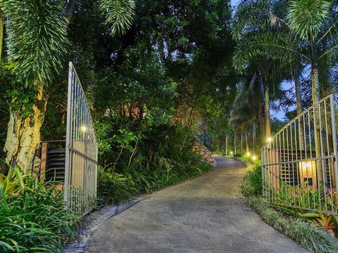 Cairns Rainforest Retreat - Accommodation Georgetown 2