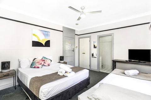 City Palms Brisbane - Accommodation Georgetown 16