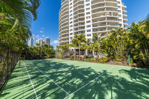 The Meriton Apartments On Main Beach - Accommodation Georgetown 34