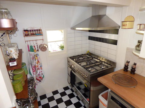 Lilly Pilly House - Accommodation Georgetown 8