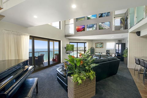 Burleigh Esplanade Apartments - Accommodation Georgetown 26