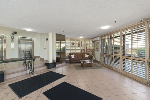 Burleigh Esplanade Apartments - Accommodation Georgetown 31
