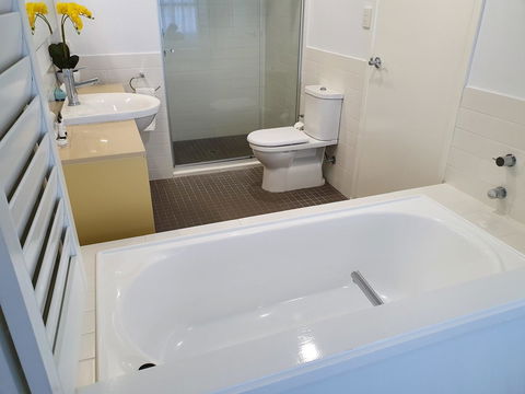 Azure Sea Whitsunday Resort - Accommodation Georgetown 3