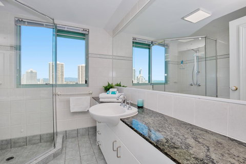 The Waterford On Main Beach - Accommodation Georgetown 27