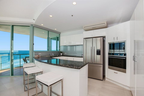 The Waterford On Main Beach - Accommodation Georgetown 24