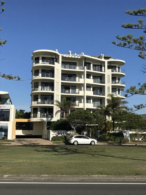 Meridian Alex Beach Apartments - Accommodation Georgetown 0