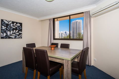 Breakers North Absolute Beachfront Apartments - Official - Accommodation Georgetown 16