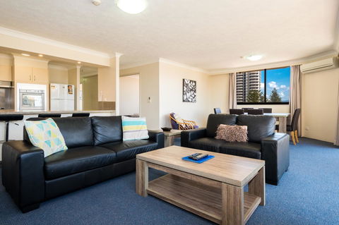 Breakers North Absolute Beachfront Apartments - Official - Accommodation Georgetown 15