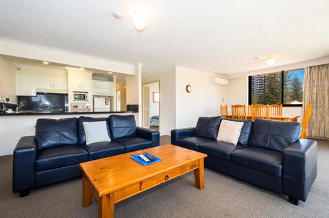 Breakers North Absolute Beachfront Apartments - Official - Accommodation Georgetown 20
