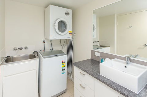 Miami Beachside Holiday Apartments - Accommodation Georgetown 23