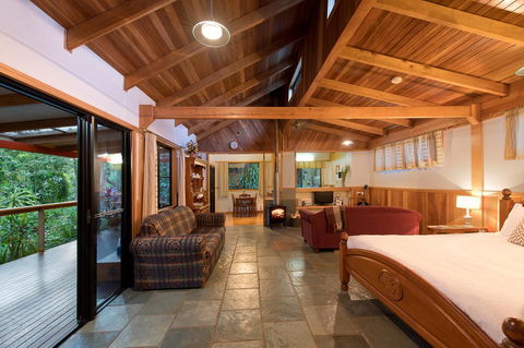 Sharlynn By The River - Accommodation Georgetown 1