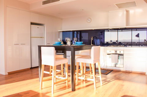 Circle On Cavill Surfers Paradise Apartments-Holiday Paradise - Accommodation Georgetown 17