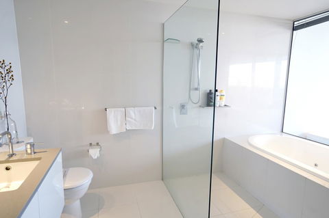 Circle On Cavill Surfers Paradise Apartments-Holiday Paradise - Accommodation Georgetown 14