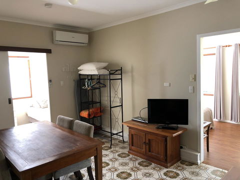 Montville Holiday Apartments - Accommodation Georgetown 16