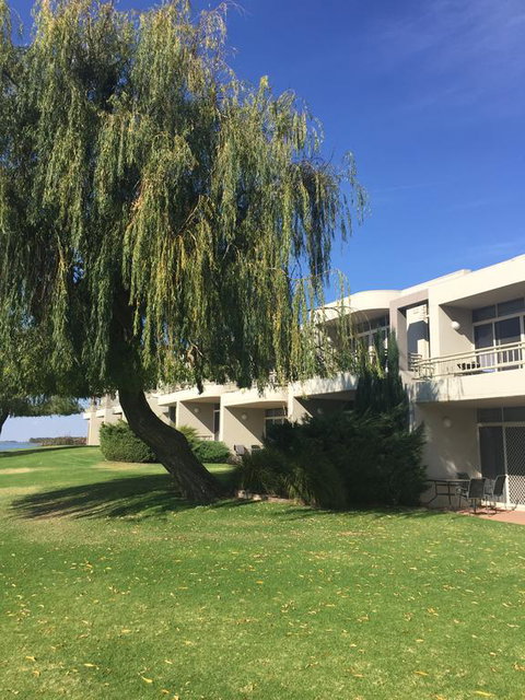 Waterside Holiday Rentals Unit 31 - Accommodation Georgetown 0