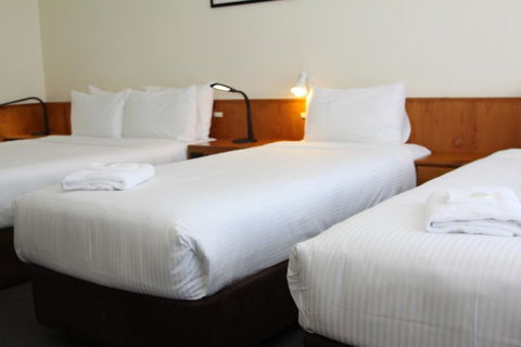 Waterview Gosford Motor Inn - Accommodation Georgetown 2