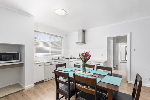 Wattle Grove Villa - Accommodation Georgetown 0