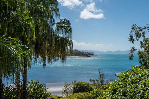 Waves 3 Luxury 3 Bedroom Endless Ocean Views Central Location + Buggy - Accommodation Georgetown 3