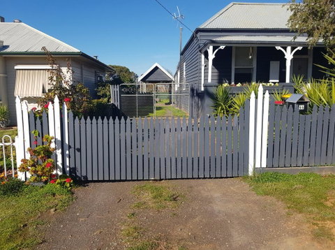 Welcome Stranger Cottage - Accommodation Georgetown 1