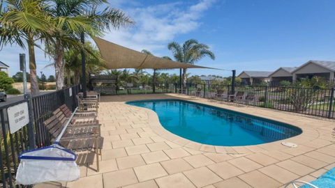 Wenneelys - 26/45 St Andrews Boulevard - Accommodation Georgetown 0