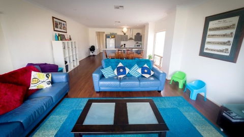 Wenneelys - 26/45 St Andrews Boulevard - Accommodation Georgetown 1