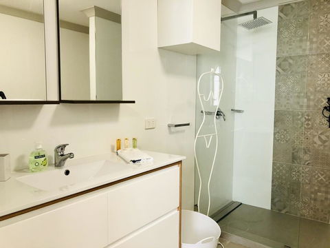 West Beach Lagoon 212 - Great Views - Accommodation Georgetown 2