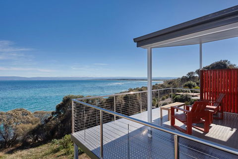 Whale Watcher 1 - Accommodation Georgetown 2