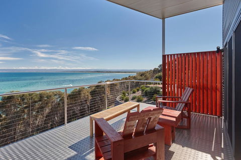 Whale Watcher 1 - Accommodation Georgetown 1