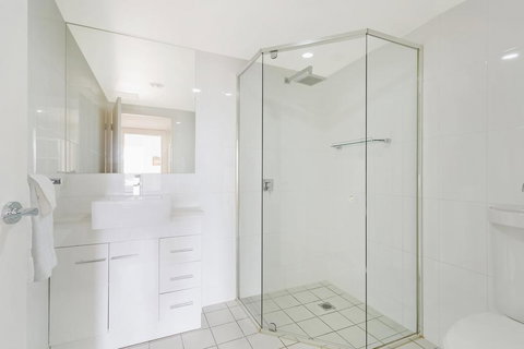 Wharf Apartment Unit 5 - Accommodation Georgetown 3