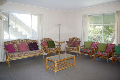 WHITE DOLPHIN, UNIT 5 - Accommodation Georgetown 1