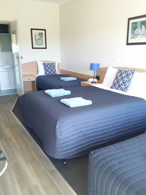 White Manor Motel - Accommodation Georgetown 2