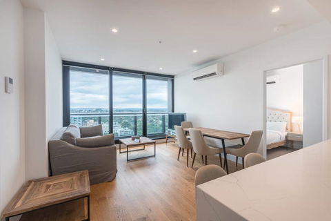 Whitehorse Tower 2 Bedroom 2 Bath - Accommodation Georgetown 0