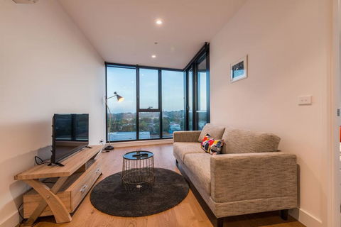 Whitehorse Tower Deluxe 1 Bedroom With View - Accommodation Georgetown 0