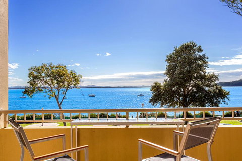 Whitesands, Unit 113/41-45 Shoal Bay Road - Accommodation Georgetown 0
