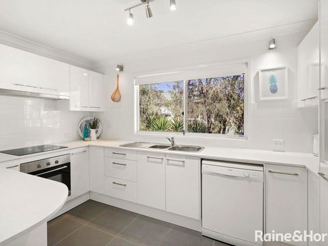 Whiting Escape - 2/13 Whiting Avenue, Terrigal - Accommodation Georgetown 3