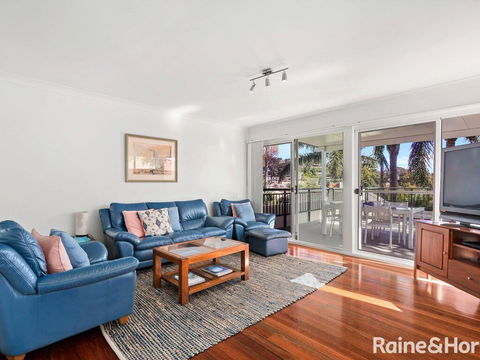 Whiting Escape - 2/13 Whiting Avenue, Terrigal - Accommodation Georgetown 2