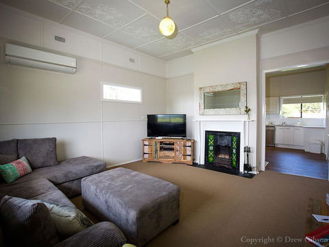 Wine Country Cottage Located Right At The Hunter Valley Gateway, Close To Everything - Accommodation Georgetown 1