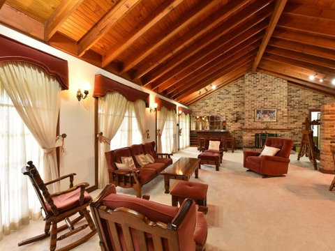 Wine Country Homestead 4-6br House - Accommodation Georgetown 1