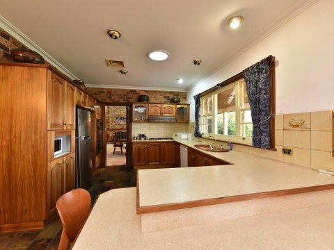 Wine Country Homestead 4-6br House - Accommodation Georgetown 3