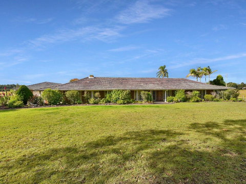 Wine Country Homestead 4-6br House - Accommodation Georgetown 0