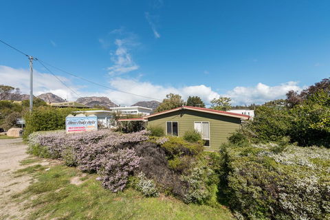 Wineglass - Accommodation Georgetown 0