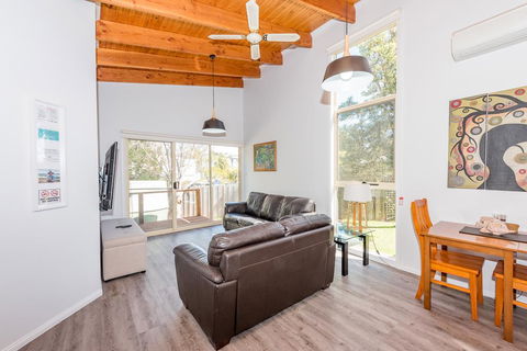 Wineglass - Accommodation Georgetown 3