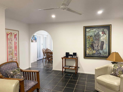 Woorim Secluded Palms Cottage - Accommodation Georgetown 3
