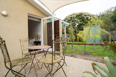 Xanadu Shores - Accommodation Georgetown 2