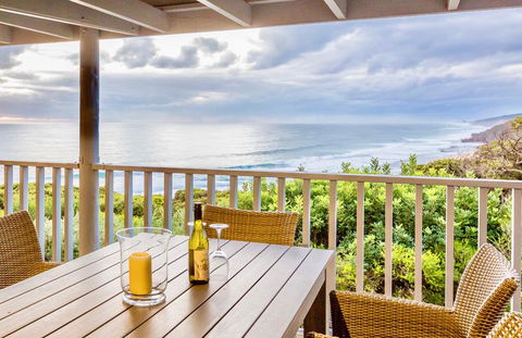 Yallingup's Best Located Beach House - Accommodation Georgetown 3